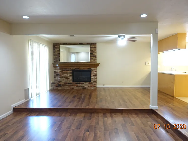 1618 McKinley Ave — Photo 3