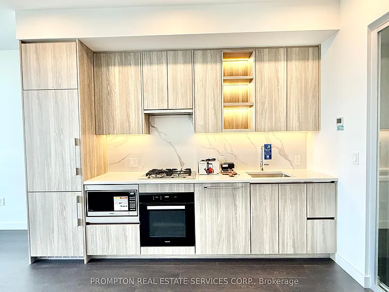 68 Esther Shiner Blvd #202 — Photo 3