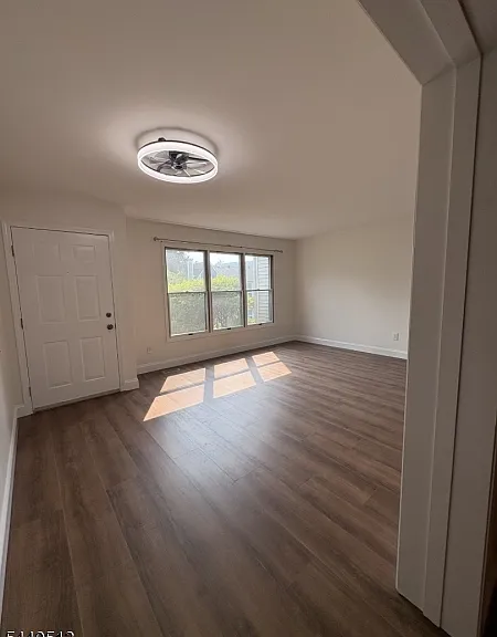 60 Heritage Ln — Photo 3