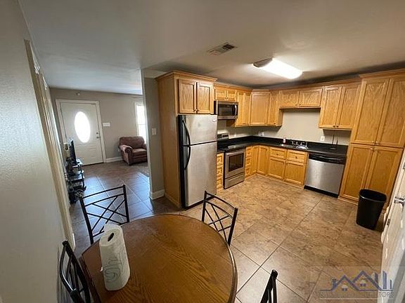 5th image of 10601 E Main St #A