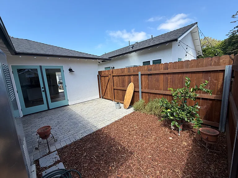 1928 San Andres St #1 — Photo 8