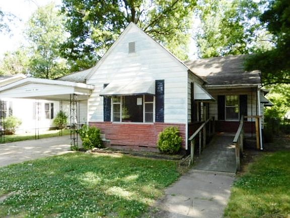 2nd image of 1704 W Main St