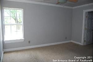 5th image of 914 Koehler Ct