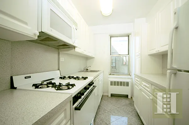 Rented by Halstead Real Estate | media 18