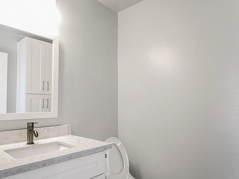49 N Parkwood Ave #1 — Photo 9