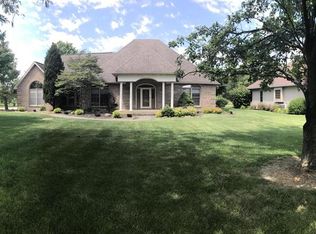 4287 S Willowbrook Ct, Terre Haute, IN 47802