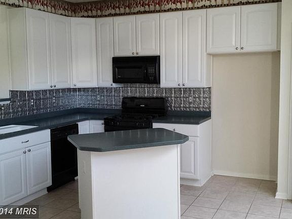 2nd image of 4918 Bristle Cone Cir