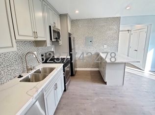 612 S Dunsmuir Ave, Los Angeles, CA 90036