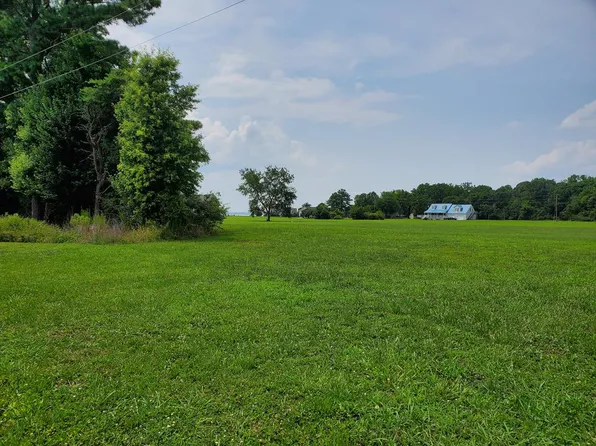 58 E Senora Rd, Lancaster, VA 22503