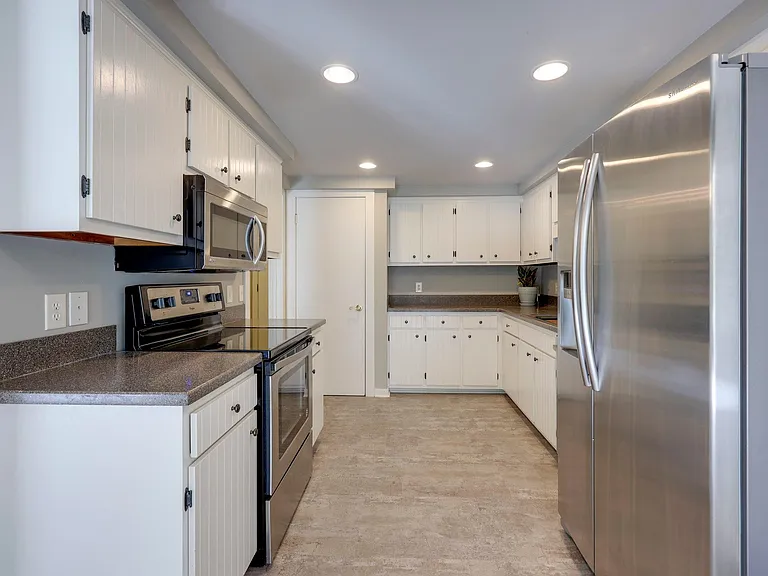 150 Spring Valley Rd #B — Photo 5