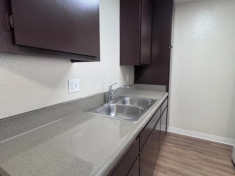 3240 Olive St — Photo 34