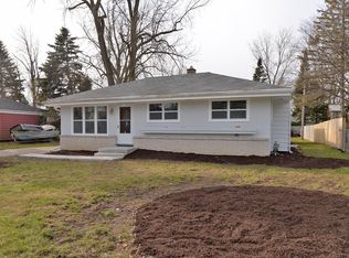 7018 Whitewater St, Racine, WI 53402