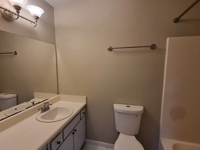 1352 Woodmill Trce — Photo 7