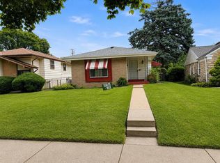 5718 N 74th STREET, Milwaukee, WI 53218