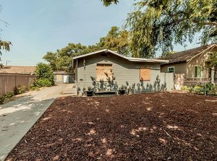 1954 S 4th St, Fresno, CA 93702
