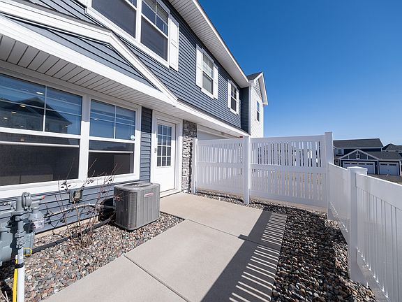2nd image of 4823 Martingale Dr
