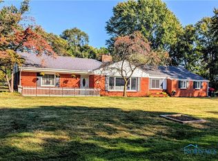 3520 Scarsborough Rd, Toledo, OH 43615