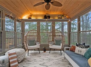 162 Forrest St, Basye, VA 22810