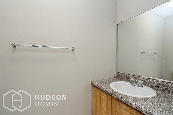 5th image of 9 Ashley Ct #1009
