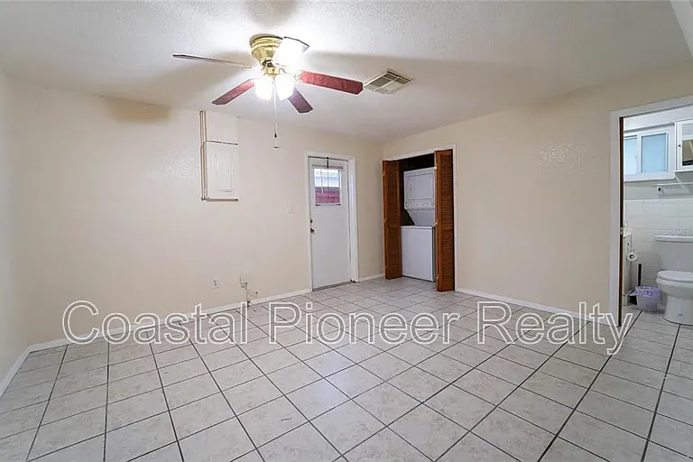 7713 Heather St — Photo 20
