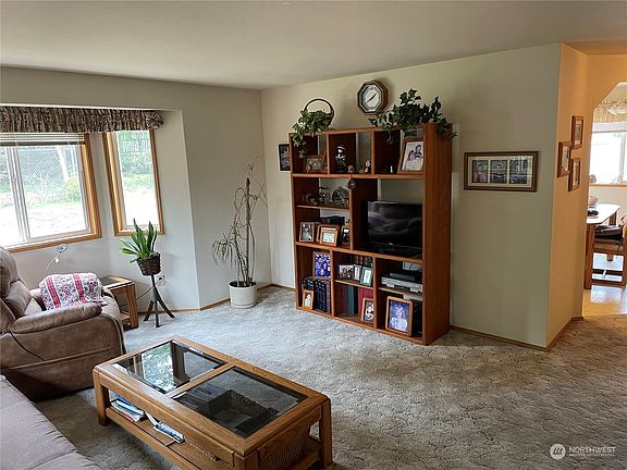 3rd image of 8417 20th St SE