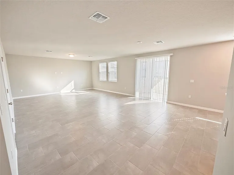 5268 Sanders Oak Trl — Photo 9