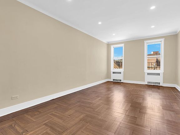 2nd image of 2195 E 22nd St APT 5E
