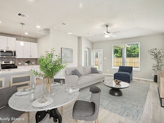 The Somerville floorplan in Magnolia Place of Magnolia, TX.