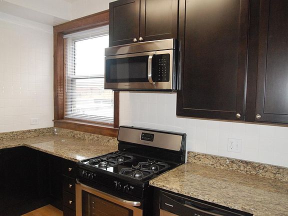 4th image of 3546 N Bosworth Ave