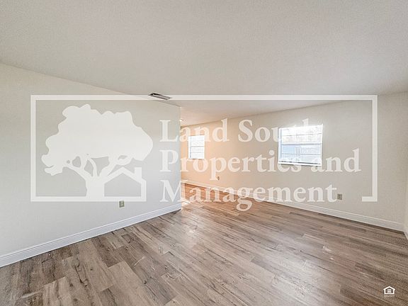 3rd image of 518 W Belmar St #516