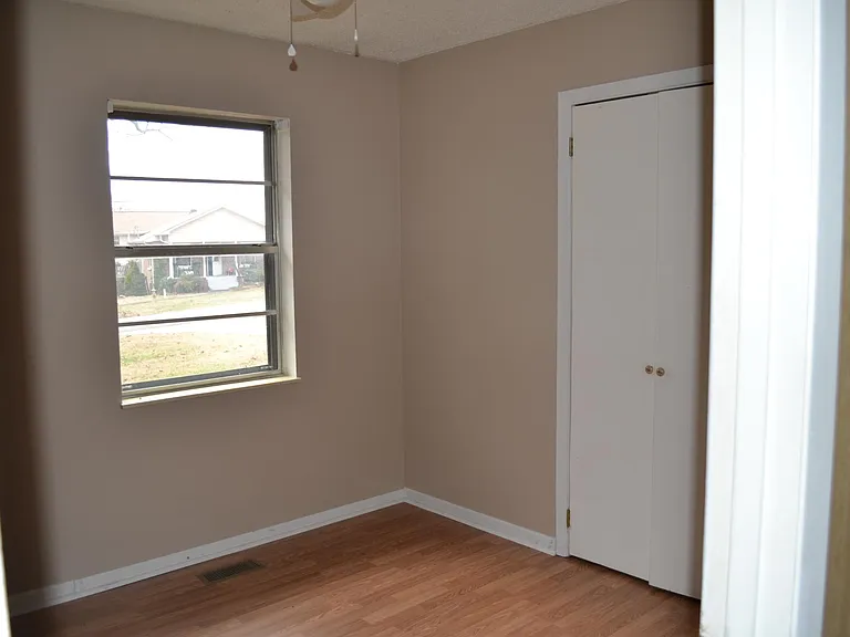 116 Sundance Rd — Photo 2