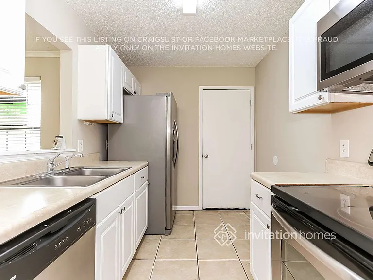361 Hickory Hollow Dr N — Photo 6