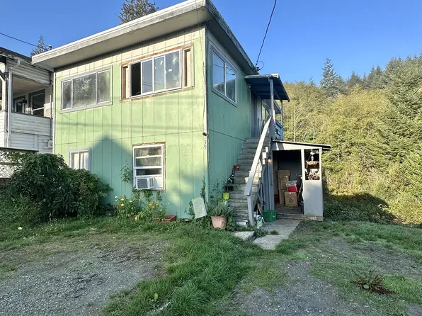 539 S 12th St, Coos Bay, OR 97420