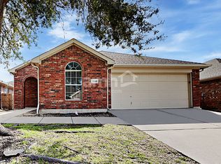 3540 Desert Mesa Rd, Fort Worth, TX 76114