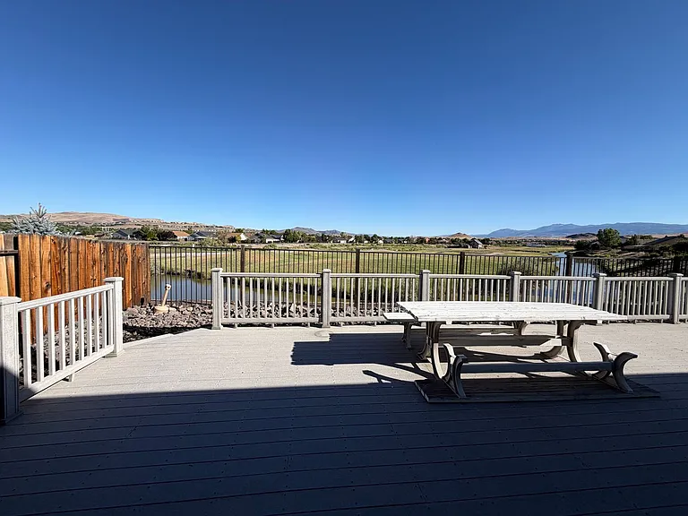 1041 Turnberry Dr — Photo 22