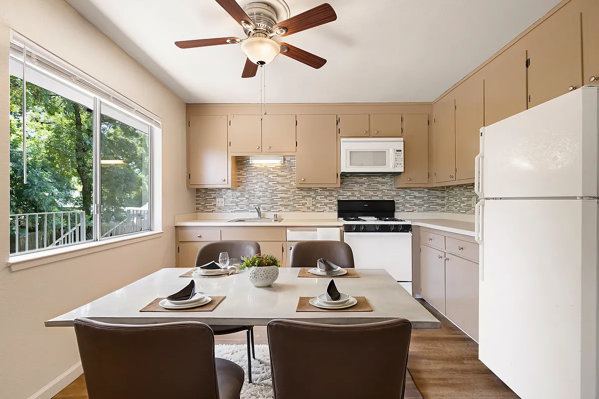 Building Photo - 542 Nord Ave #14