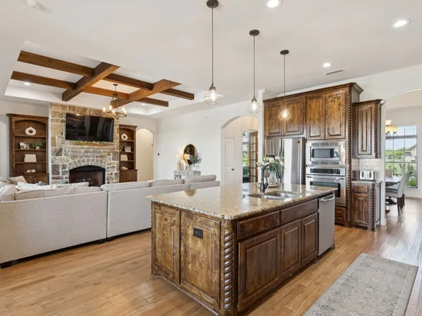 6824 Katie Corral Dr, Fort Worth, TX 76126