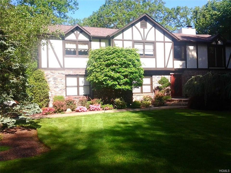 1st image of 69 Pine St