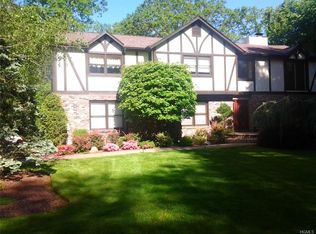 69 Pine St, New City, NY 10956