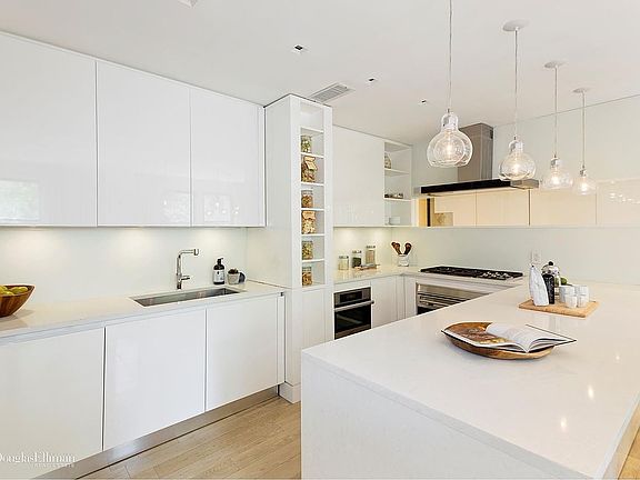 2nd image of 67 Park Ave #2CB