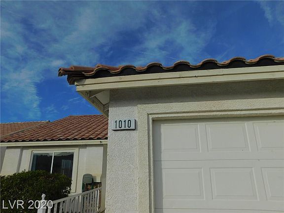 2nd image of 1010 Blue Lantern Dr