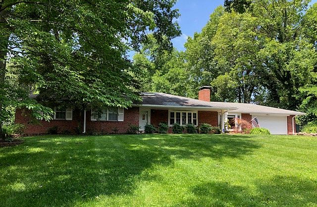 1st image of 1213 Briarwood Dr