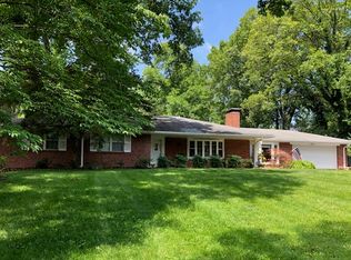 1213 Briarwood Dr, Saint Louis, MO