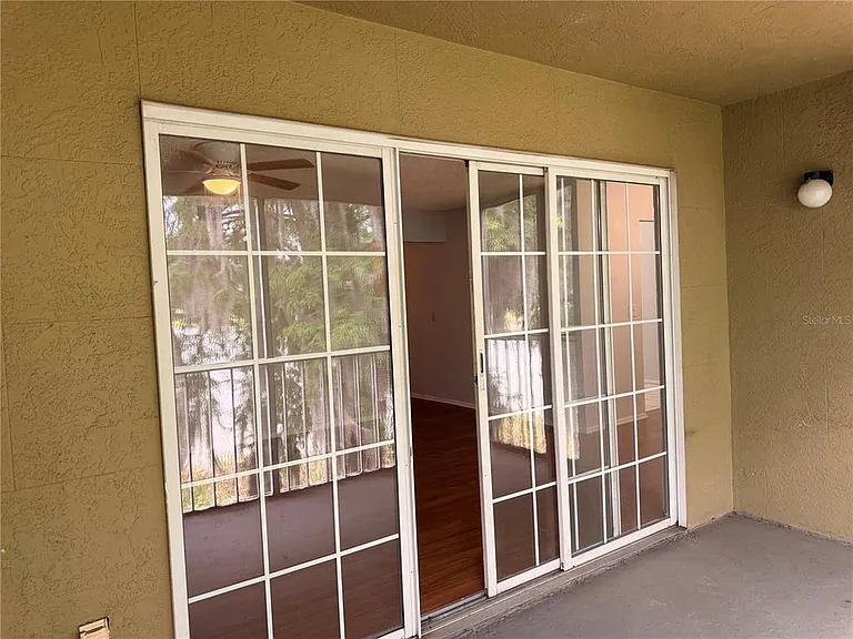 3956 Versailles Dr #3956B — Photo 8