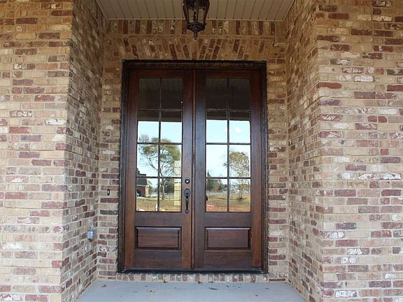 3rd image of 202 Angelina Grace Dr