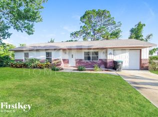 738 Empress St SE, Palm Bay, FL 32909