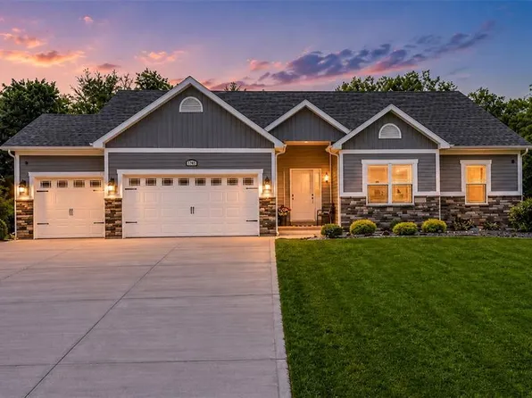 110 Providence Ridge Ct, Wentzville, MO 63385