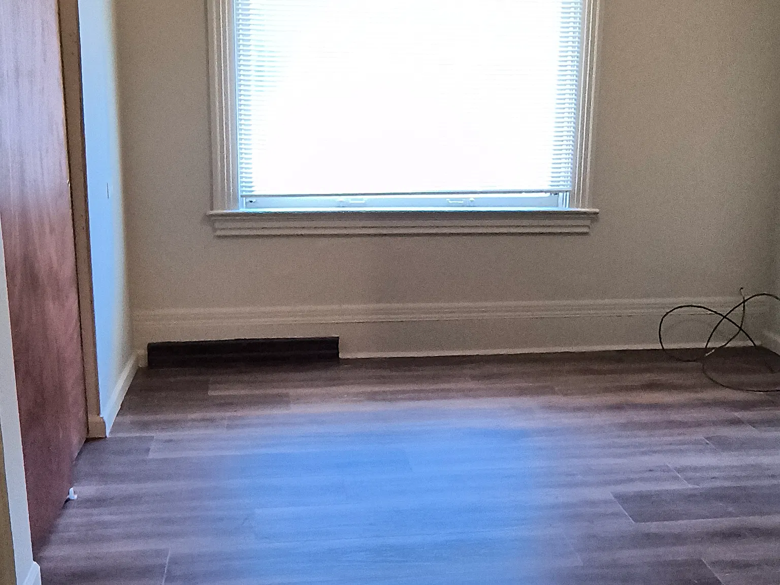 Studio, $995 — Photo 2