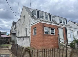 1116 Brown St, Chester, PA 19013