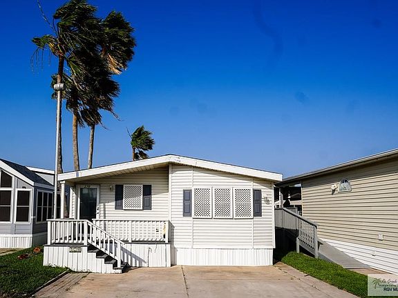 3rd image of 270 Cockle Dr